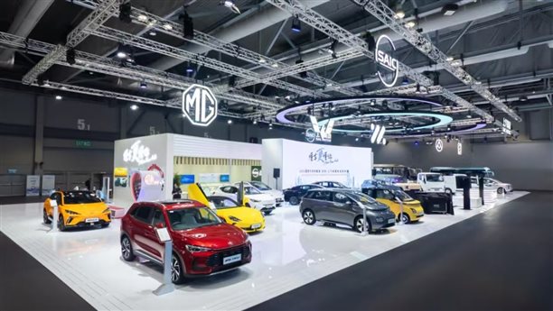 上汽集團(tuán)展臺(tái)2